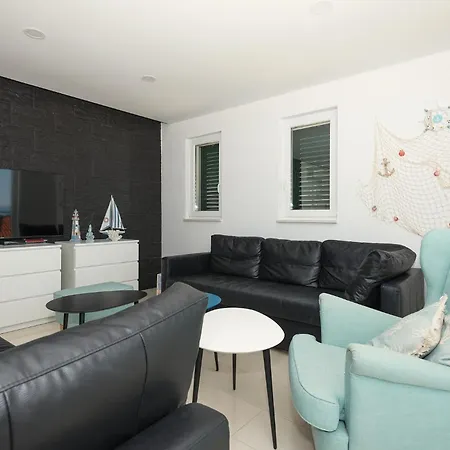 Family Friendly House With A Swimming Pool - 25219 * 马卡尔斯卡