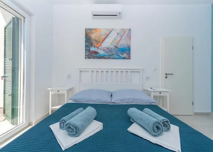 Family Friendly House With A Swimming Pool - 25219 马卡尔斯卡